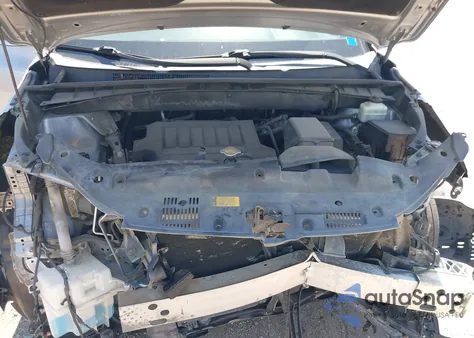 2015 Toyota Highlander Xle z USA, uszkodzony, nr VIN 5TDKKRFH8FS045181